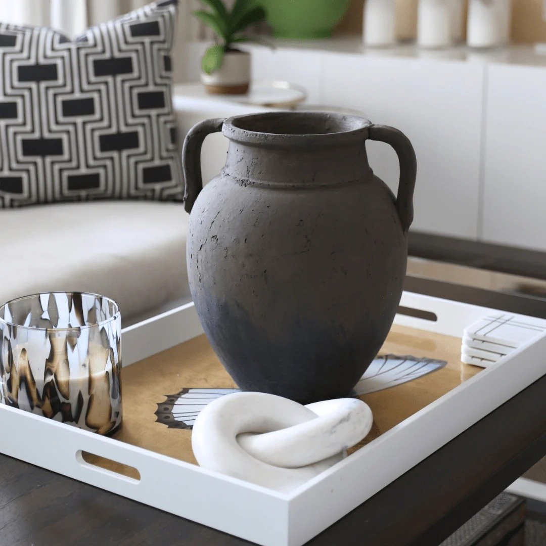 imgi_1_earthen-terracotta-amphora-vase-496316